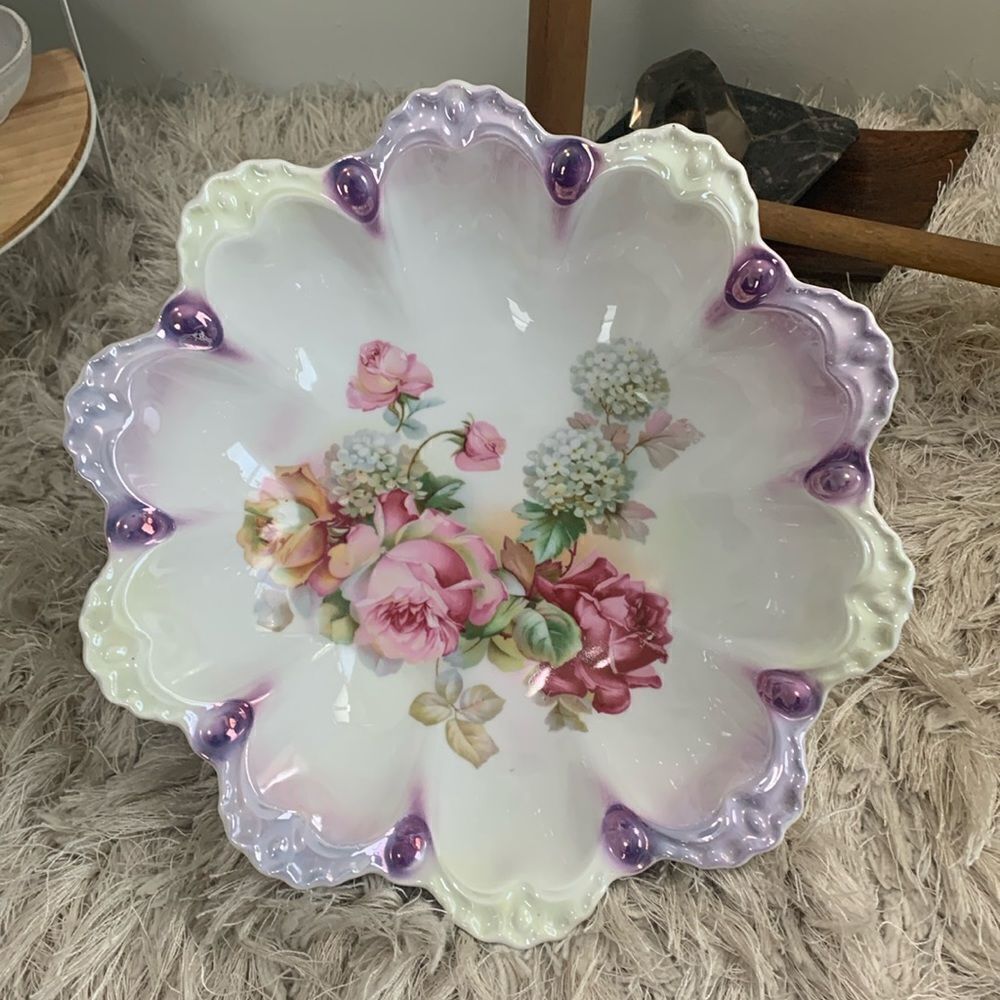 Vintage JSV Johann Seltmann
Vohenstrauss Germany Hand
Painted Rose‎ Serving Bowl